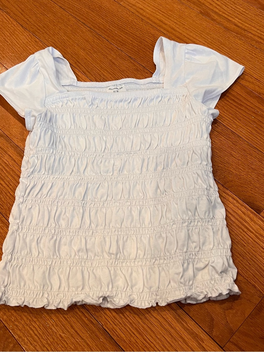 Abercrombie Kids White Smocked Square Neck Short Sleeve Tee Shirt Size 11/12